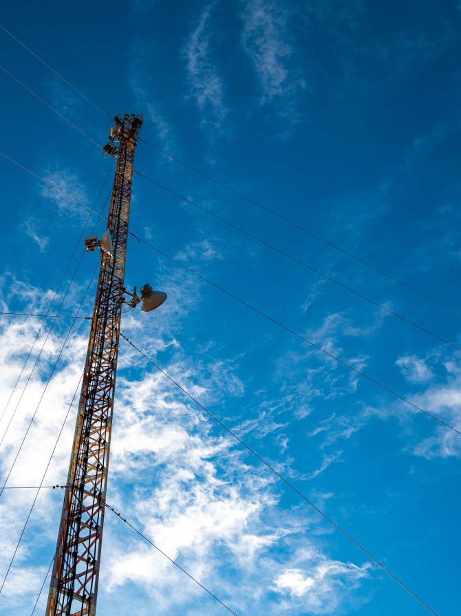 feature-img-placeholder-telecom